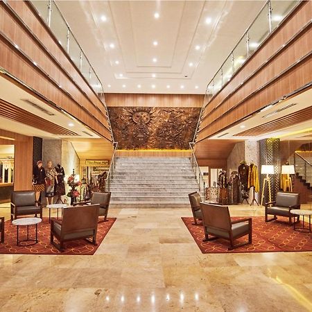 Patra Semarang Hotel & Convention מראה חיצוני תמונה