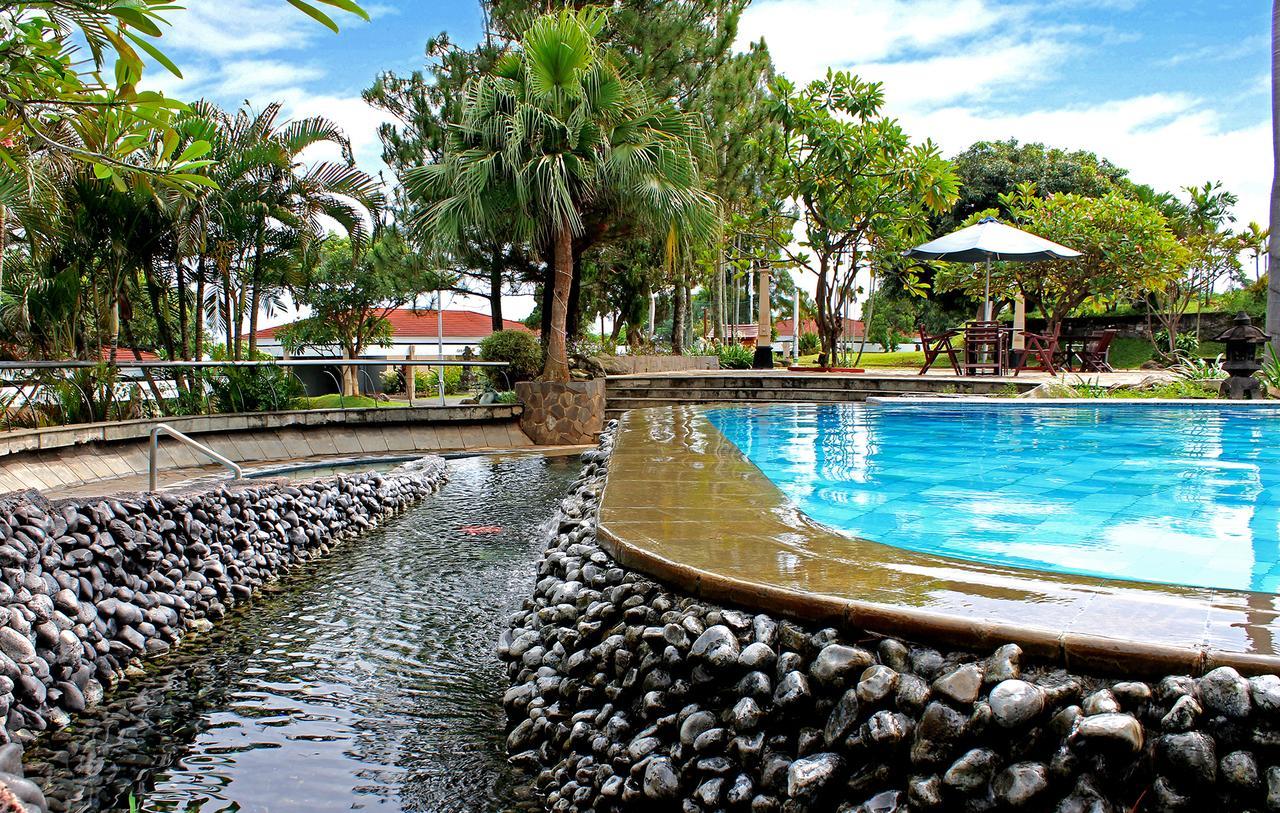 Patra Semarang Hotel & Convention מראה חיצוני תמונה